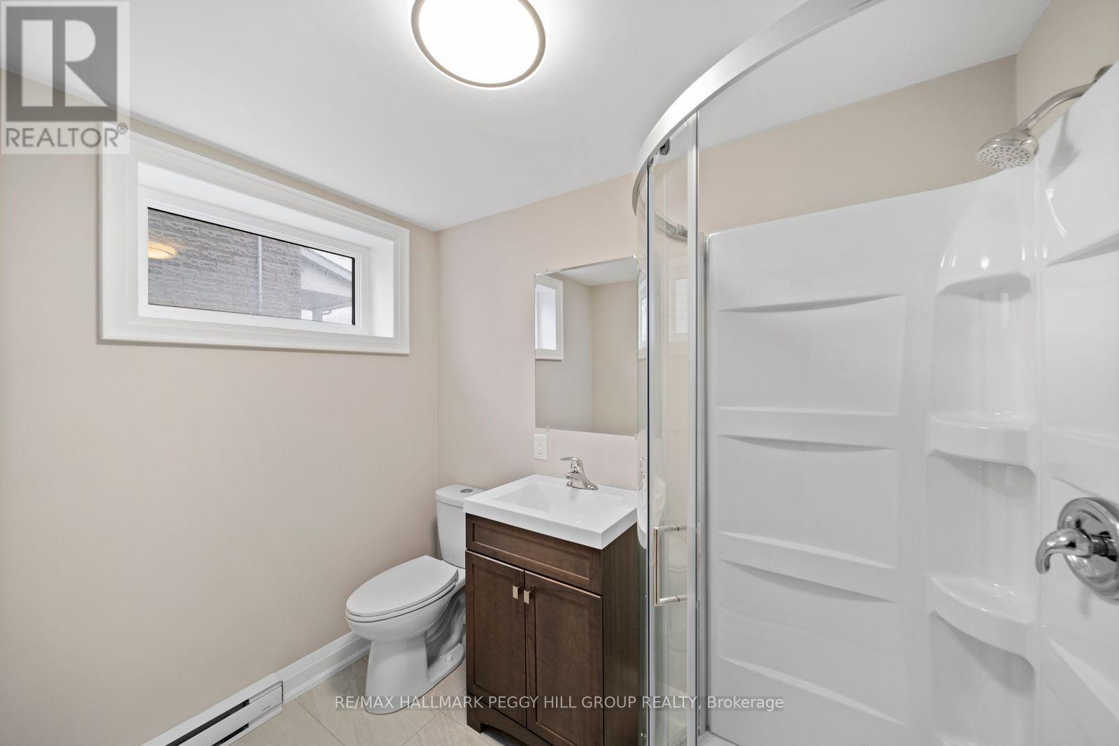 219 Bayfield Street, Barrie, Ontario  L4M 3B4 - Photo 11 - S13587606