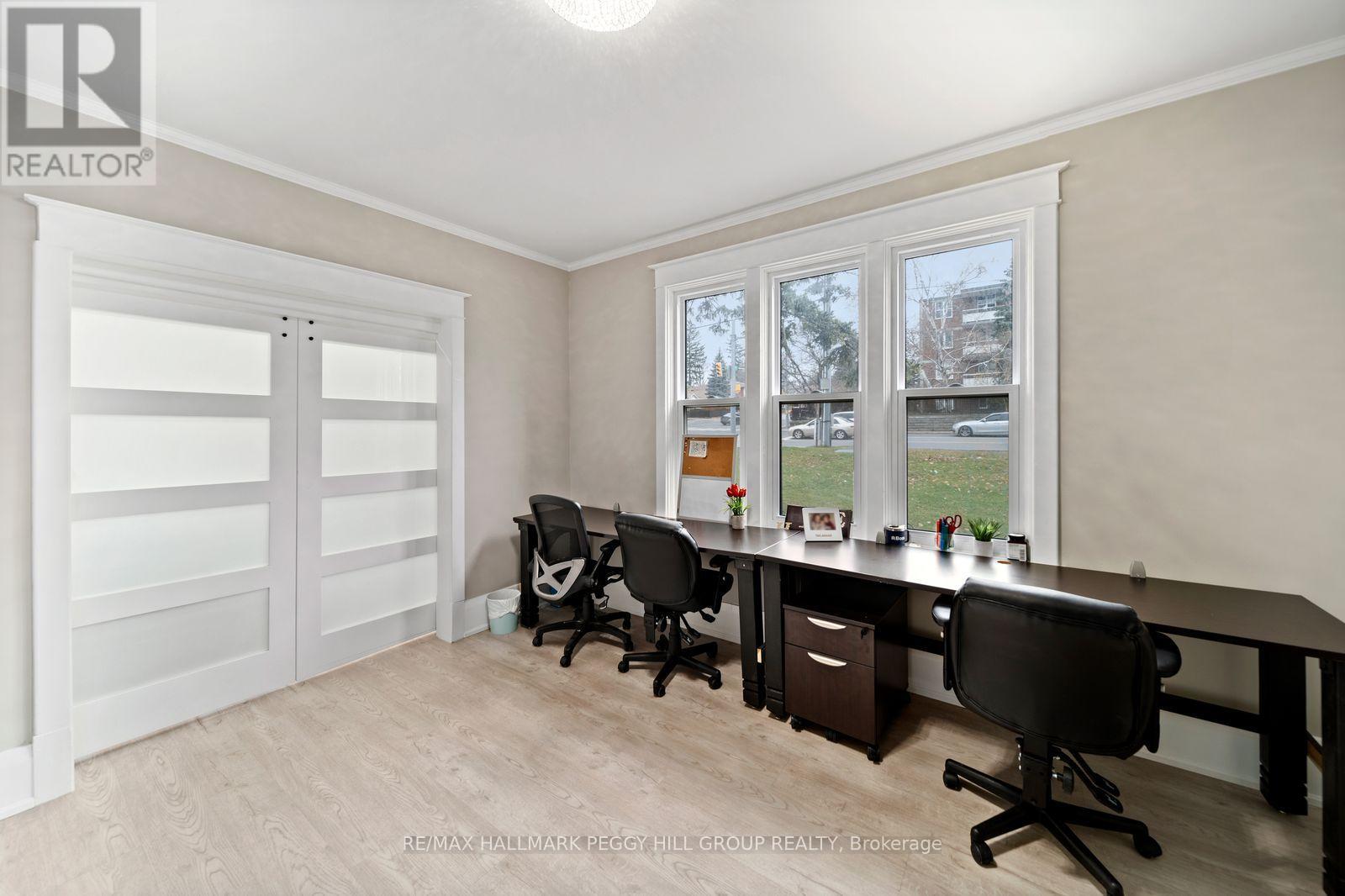 219 Bayfield Street, Barrie, Ontario  L4M 3B4 - Photo 3 - S13587606