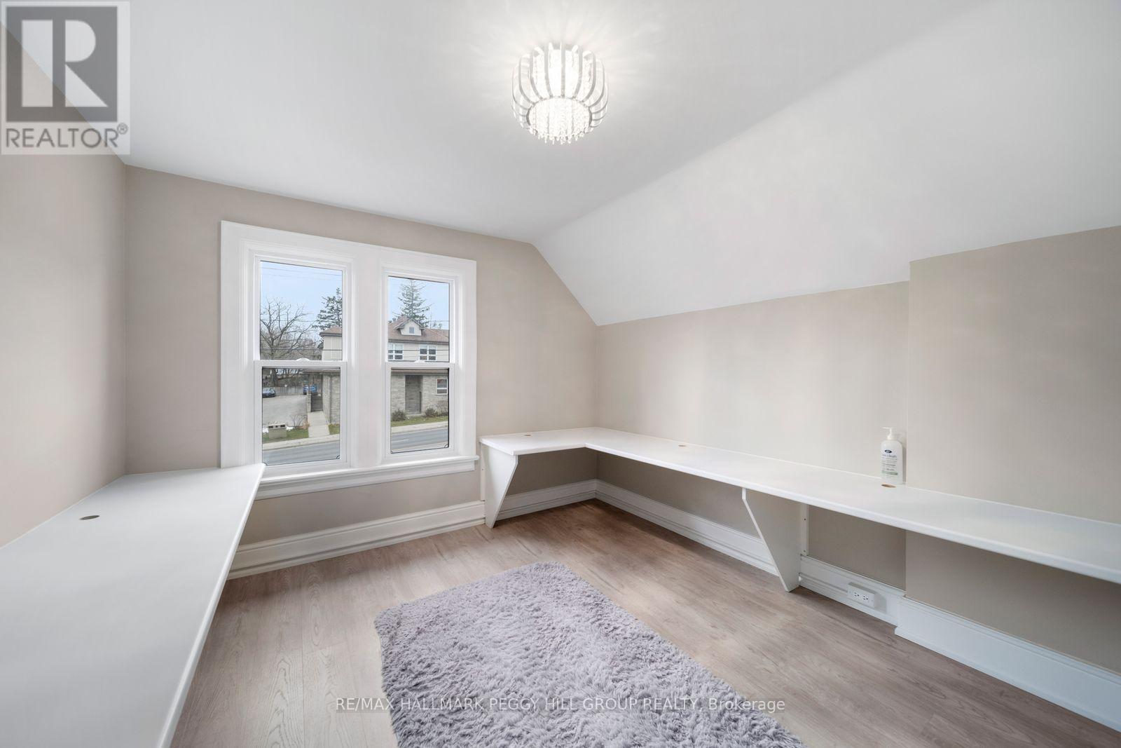 219 Bayfield Street, Barrie, Ontario  L4M 3B4 - Photo 6 - S13587606