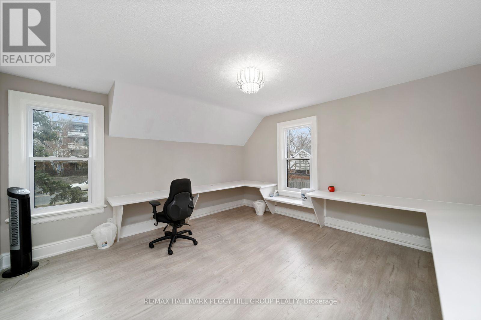 219 Bayfield Street, Barrie, Ontario  L4M 3B4 - Photo 7 - S13587606