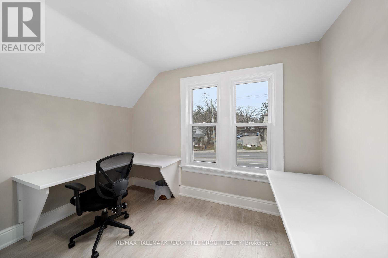 219 Bayfield Street, Barrie, Ontario  L4M 3B4 - Photo 8 - S13587606
