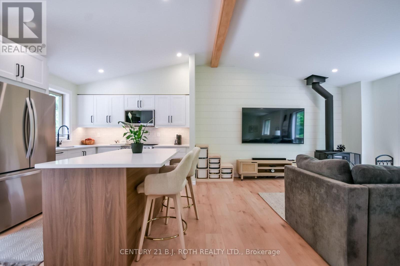 29 Algonquin Trail, Oro-Medonte (Sugarbush), Ontario  L0K 1E0 - Photo 10 - S13587622