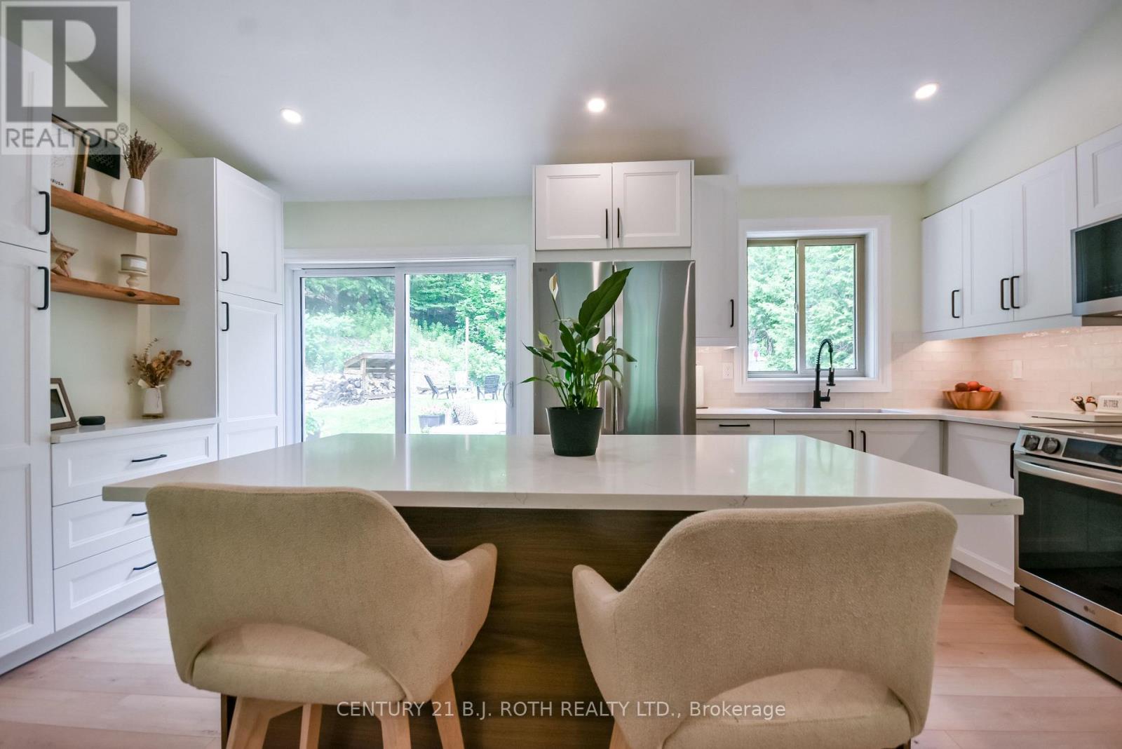 29 Algonquin Trail, Oro-Medonte (Sugarbush), Ontario  L0K 1E0 - Photo 16 - S13587622
