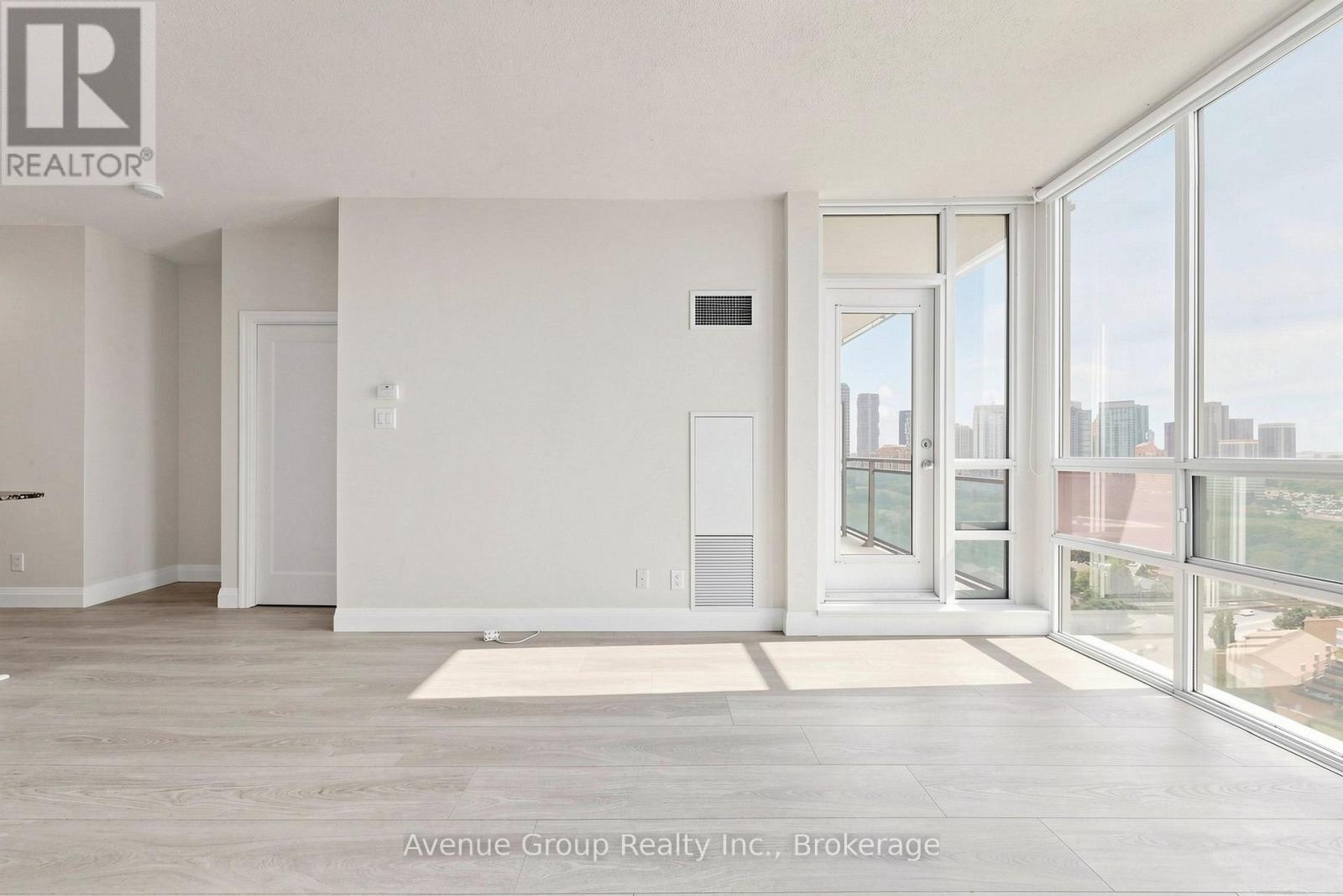 2801 - 3515 KARIYA DRIVE - Photo 18