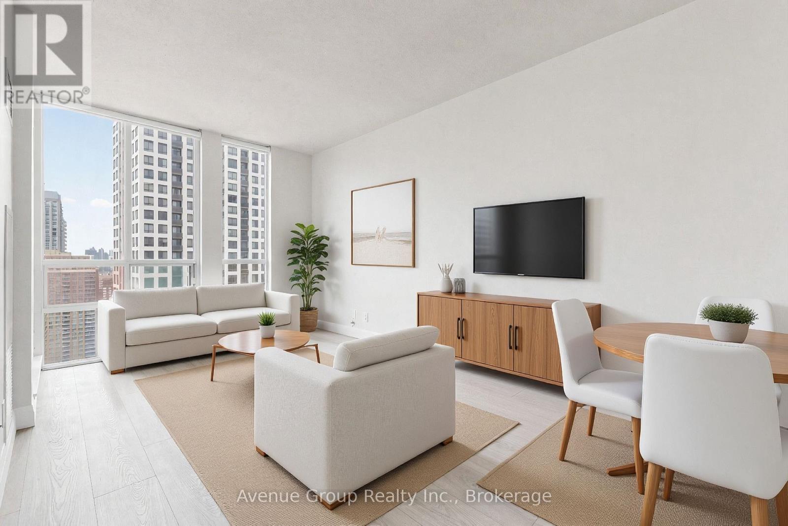 2801 - 3515 KARIYA DRIVE - Photo 3
