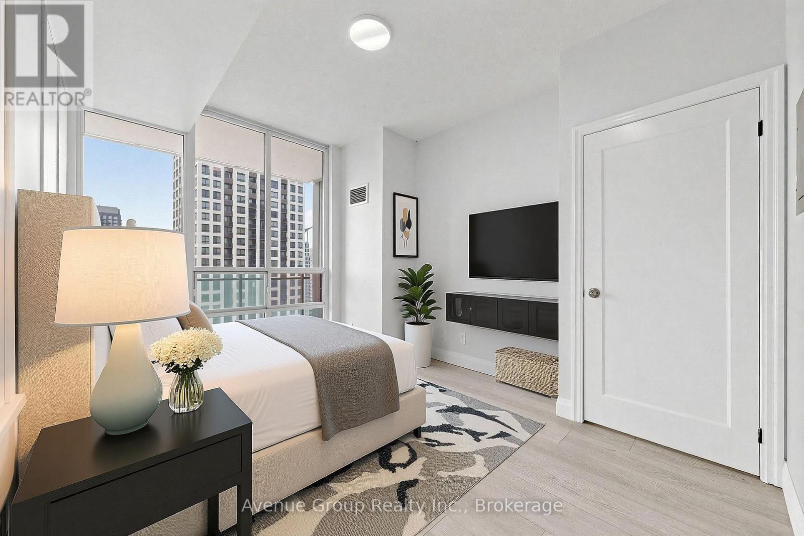 2801 - 3515 KARIYA DRIVE - Photo 8