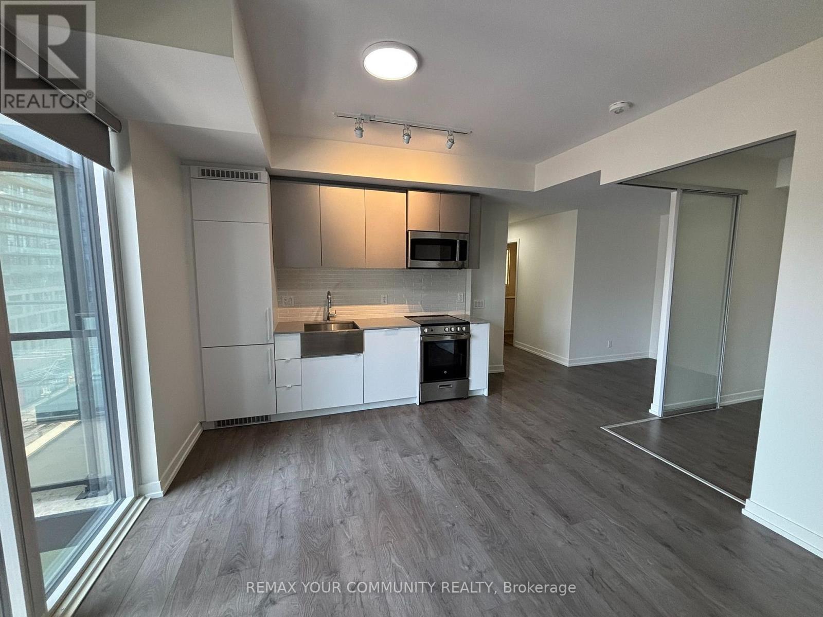 601 - 270 Dufferin Street, Toronto, Ontario  M6K 0H8 - Photo 5 - W13587526