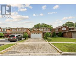 102 CORONATION CIRCLE, Brampton, Ontario