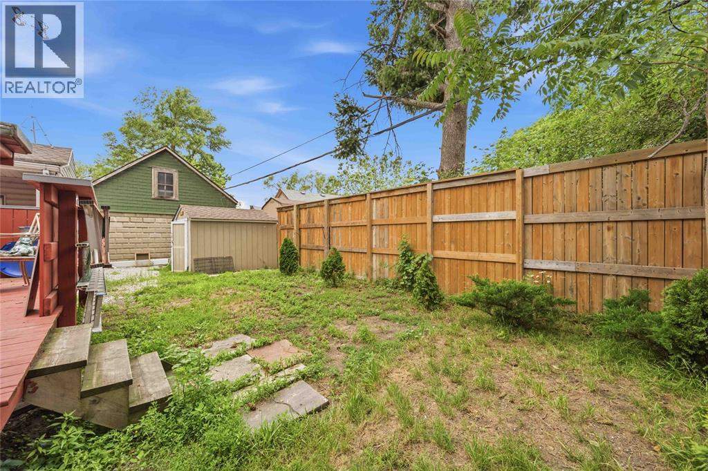 136 Durand Street, Sarnia, Ontario  N7T 5A2 - Photo 37 - 26016433