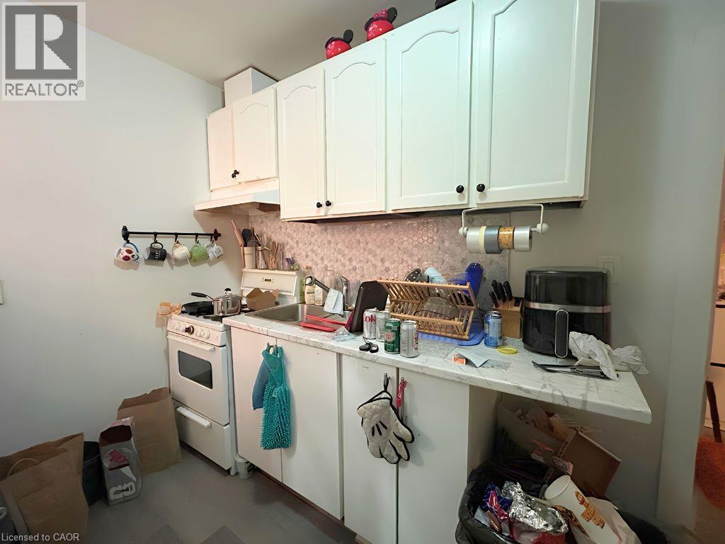 9b Wentworth Street N Unit# Upper, Hamilton, Ontario  L8L 5T8 - Photo 4 - 40848764
