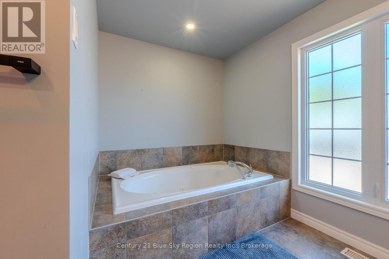 21 Stone Manor Drive, North Bay, Ontario  P1C 0A2 - Photo 34 - X13583268