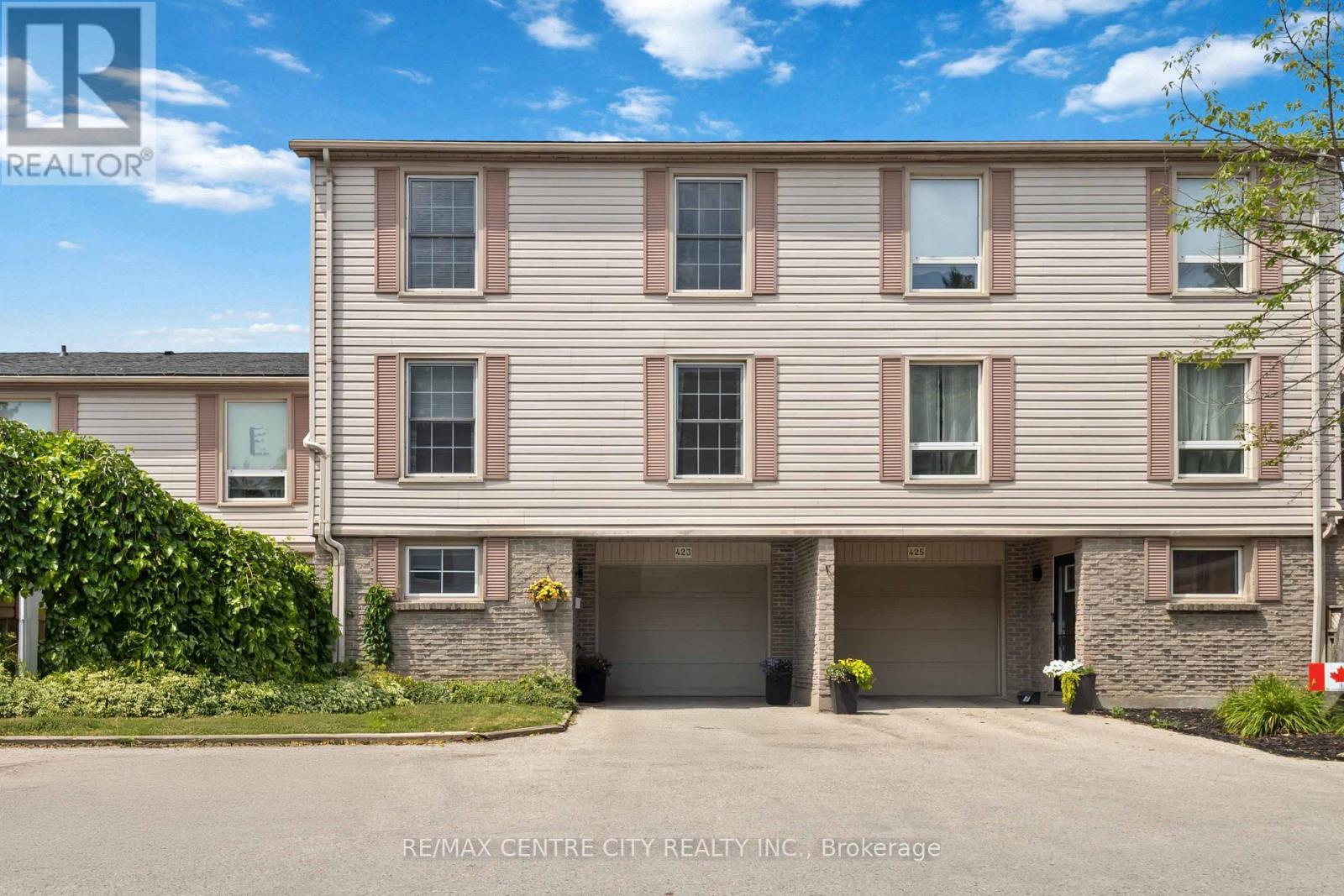 423 Everglade Crescent, London North, Ontario N6H 4M8 - Photo 2 - X13587864