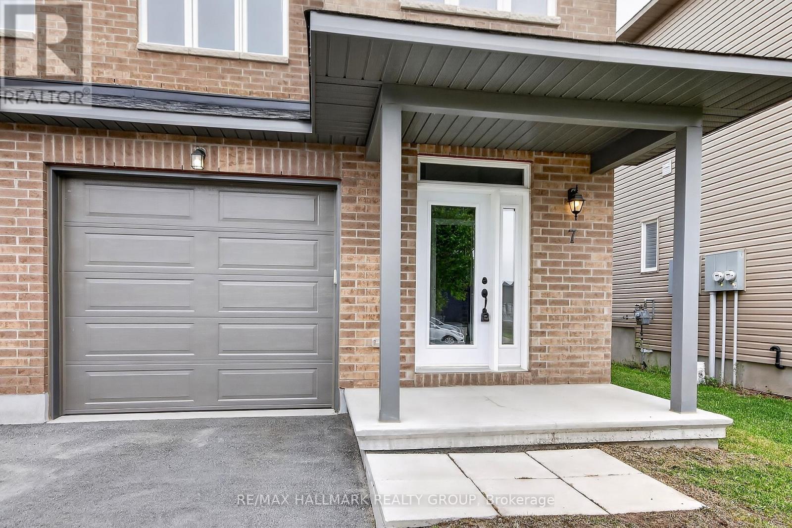 7 Mcphail Road, Carleton Place, Ontario  K7C 0W8 - Photo 4 - X13587866
