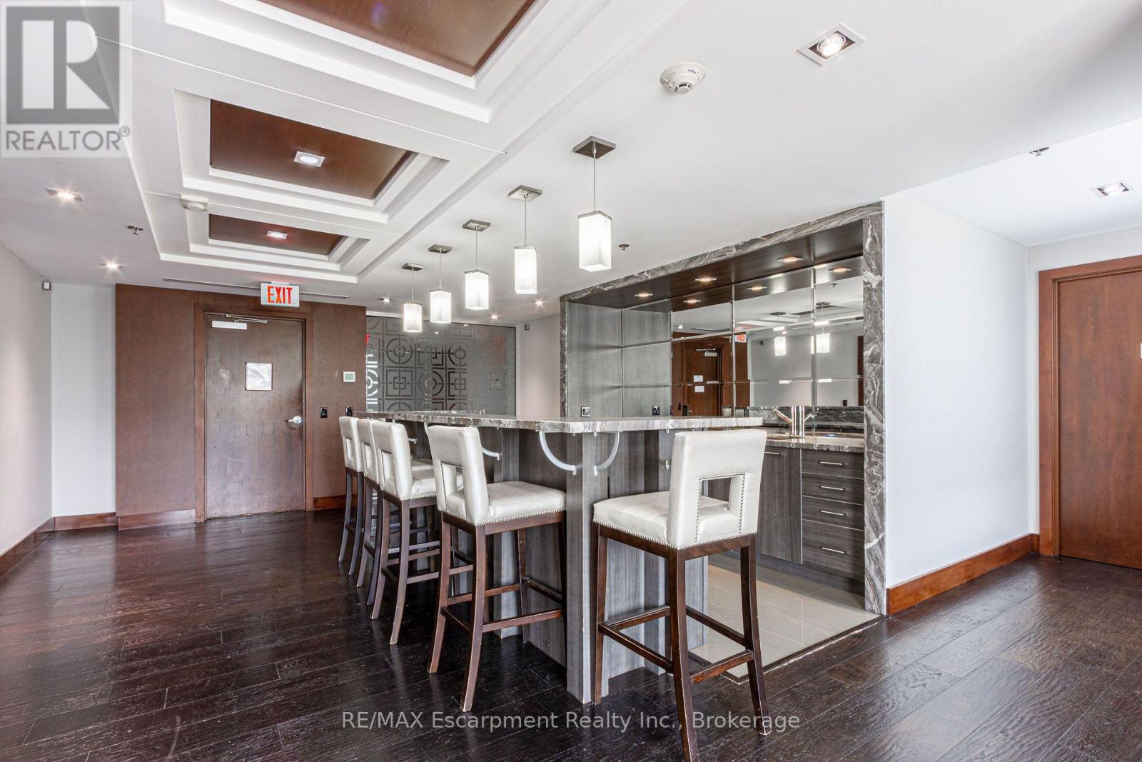 210 - 2470 Prince Michael Drive, Oakville, Ontario  L6H 0G9 - Photo 17 - W13587924