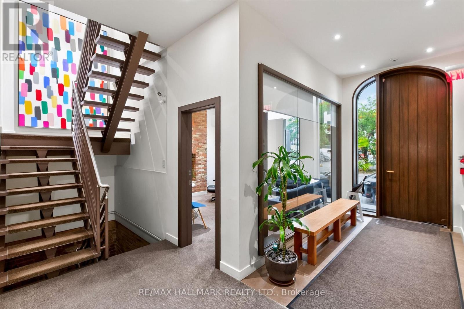 3 Rowanwood Avenue E, Toronto, Ontario  M4W 1Y5 - Photo 2 - C13562128