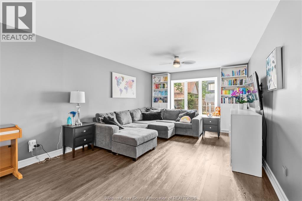 2282 Woodlawn, Windsor, Ontario  N8W 2H3 - Photo 7 - 26017513