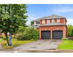 718 FIRTH COURT, Newmarket, Ontario