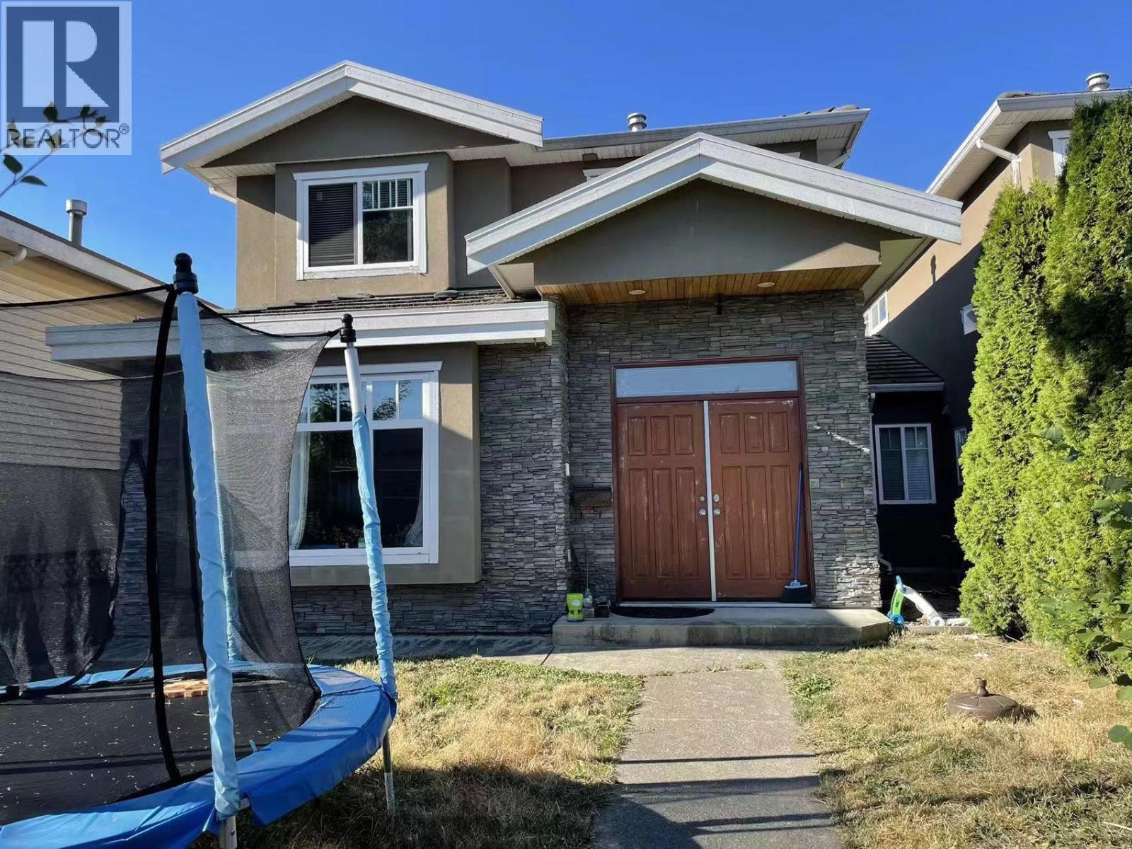 4353 HURST STREET, Burnaby