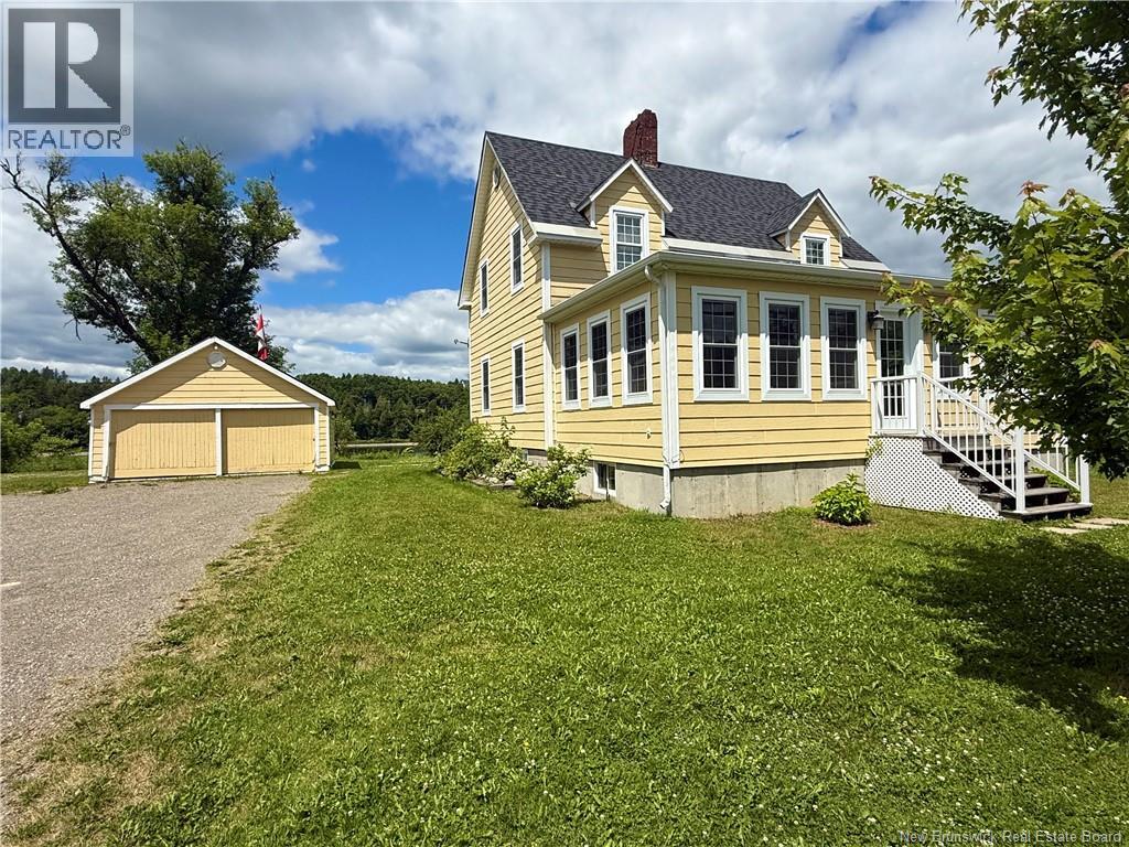 557 East Riverside Drive, Perth-Andover
