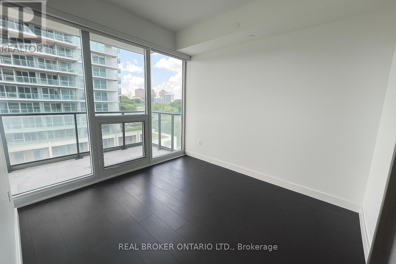 1008 - 85 Mcmahon Drive, Toronto, Ontario  M2K 0H1 - Photo 3 - C13587796