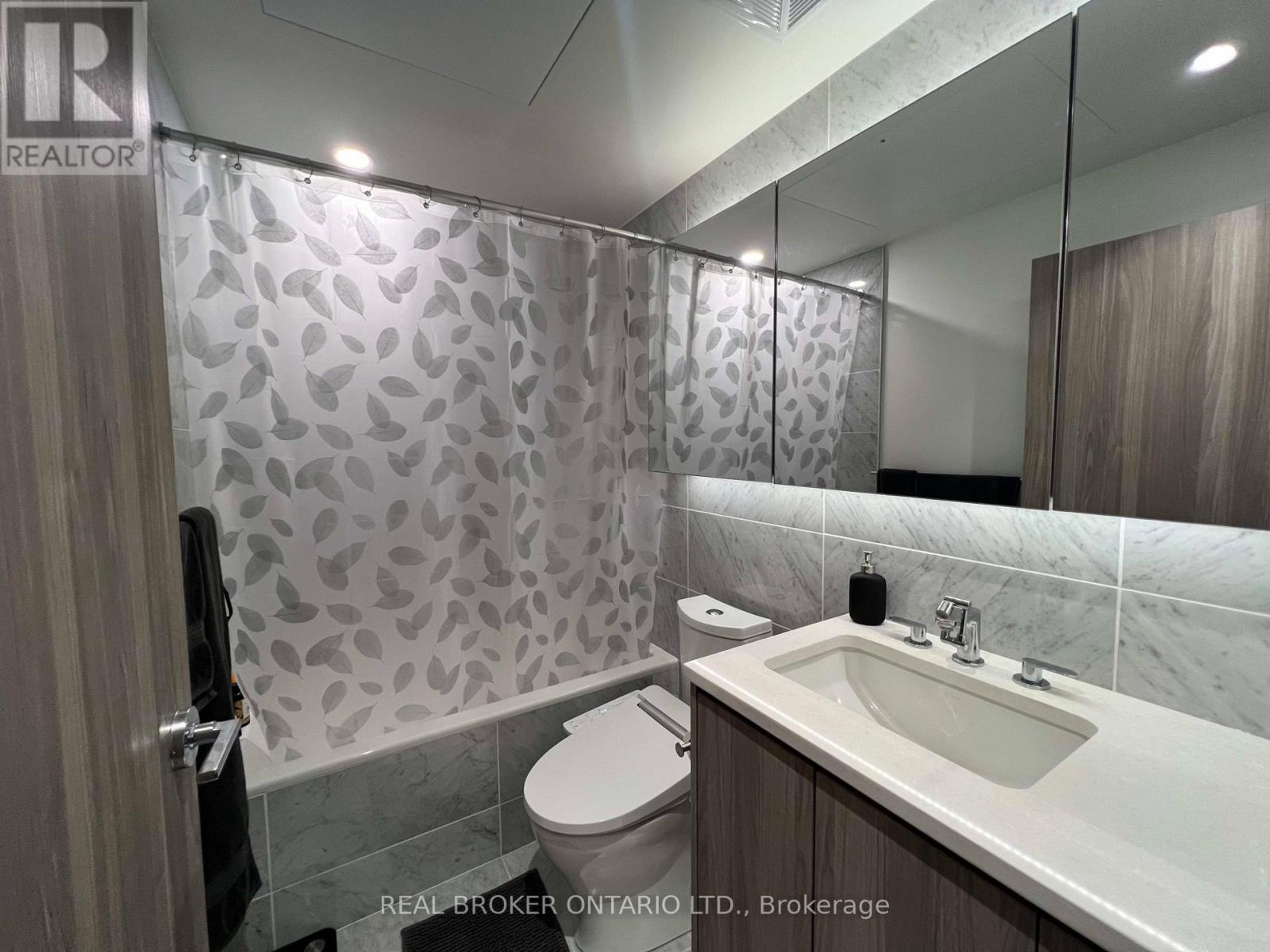 1008 - 85 Mcmahon Drive, Toronto, Ontario  M2K 0H1 - Photo 6 - C13587796