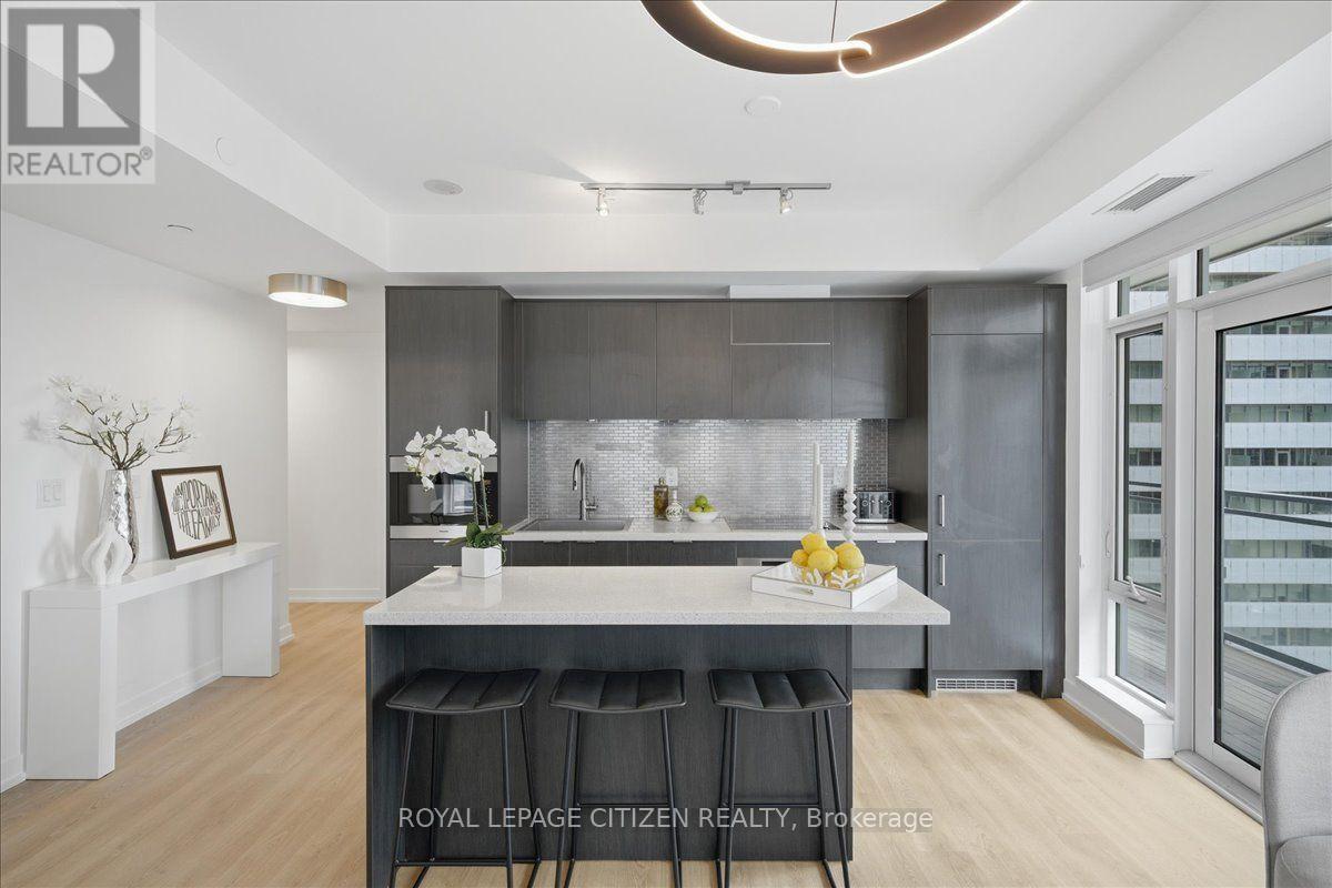 1911 - 21 Widmer Street, Toronto, Ontario M5V 0B8 - Photo 12 - C13587810