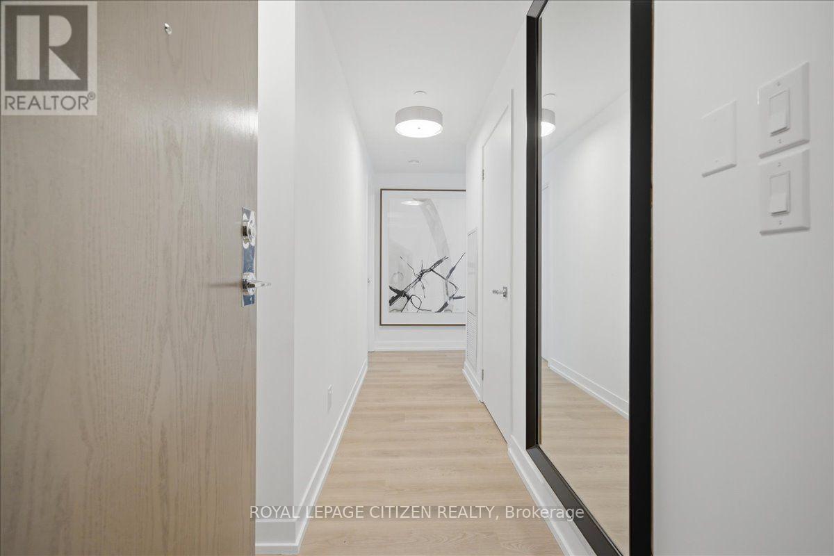1911 - 21 Widmer Street, Toronto, Ontario M5V 0B8 - Photo 3 - C13587810