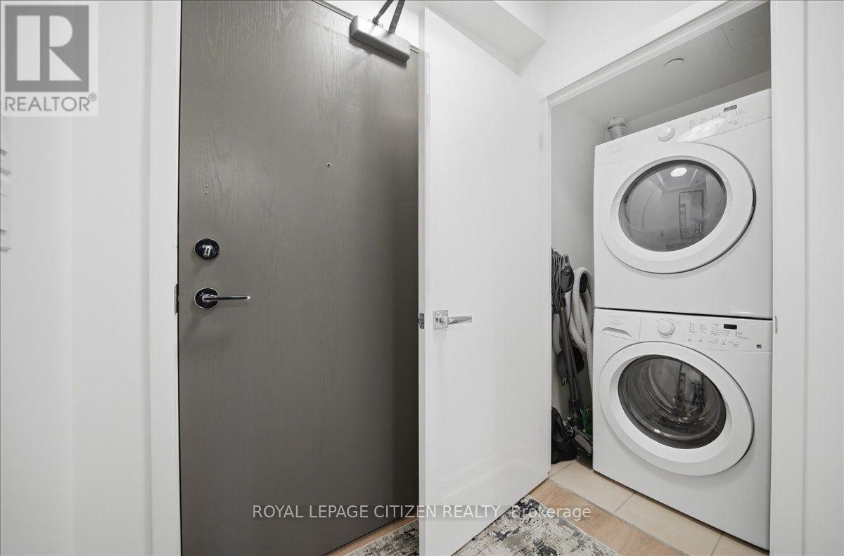 1911 - 21 Widmer Street, Toronto, Ontario M5V 0B8 - Photo 4 - C13587810