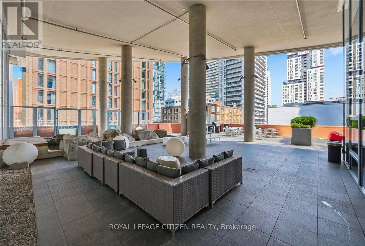 1911 - 21 Widmer Street, Toronto, Ontario M5V 0B8 - Photo 40 - C13587810