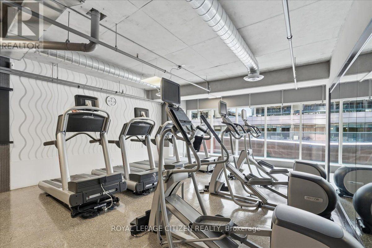 1911 - 21 Widmer Street, Toronto, Ontario M5V 0B8 - Photo 45 - C13587810