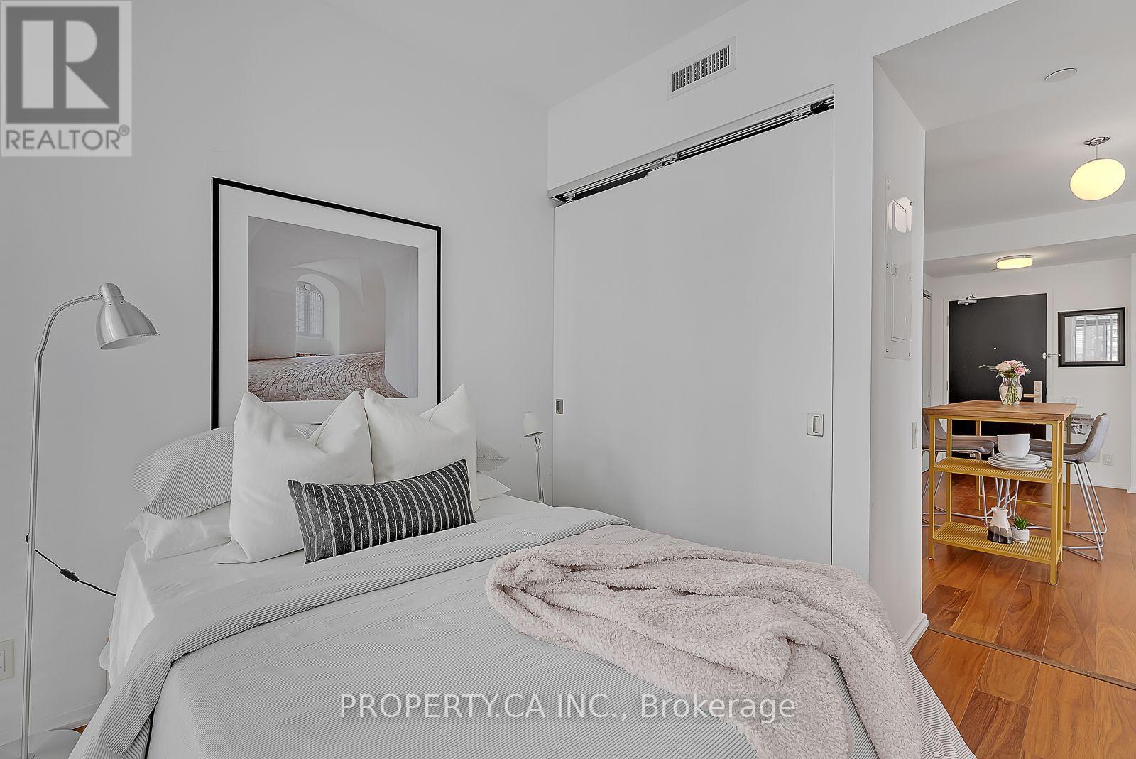 2309 - 125 Peter Street, Toronto, Ontario  M5V 0M2 - Photo 17 - C13587860