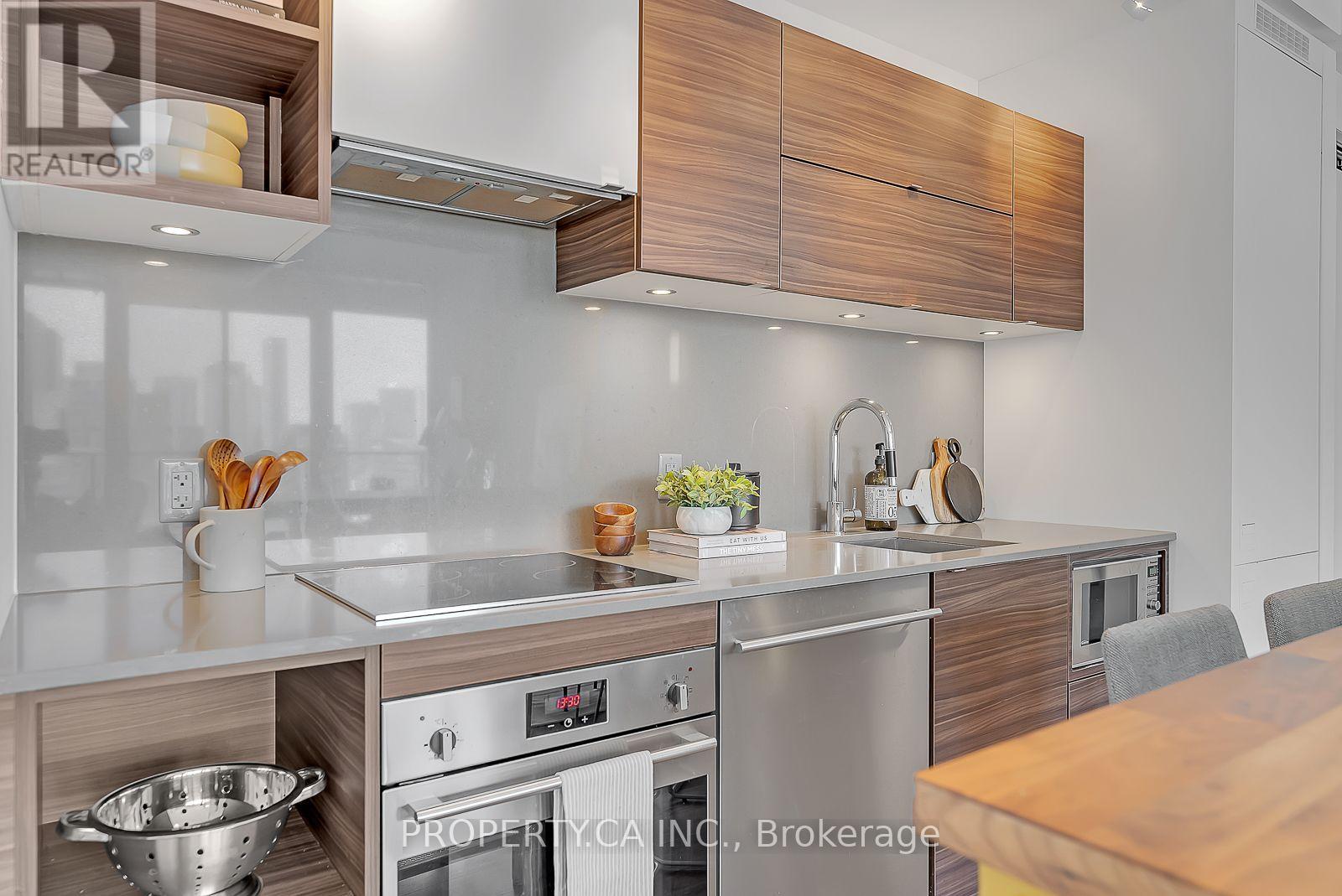 2309 - 125 Peter Street, Toronto, Ontario  M5V 0M2 - Photo 6 - C13587860