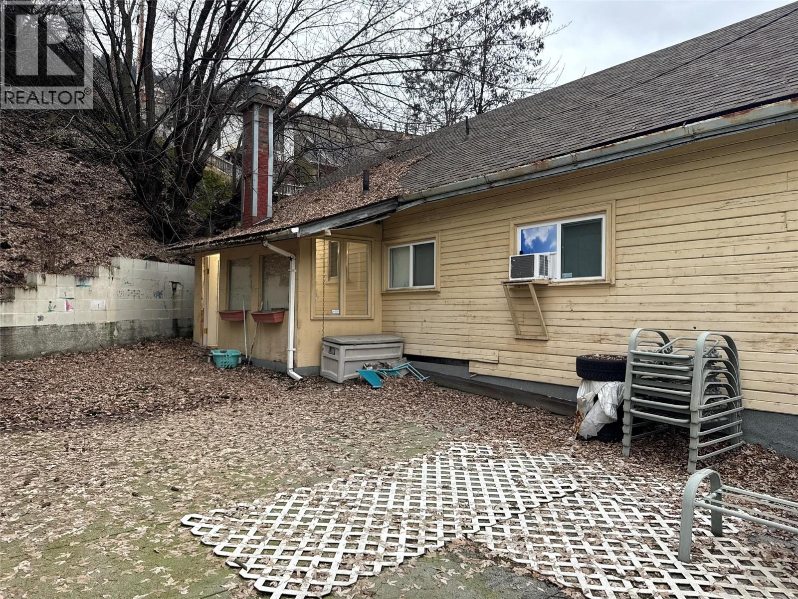 778 Rossland Avenue, Trail, British Columbia V1R 3N3 - Photo 41 - 10371995