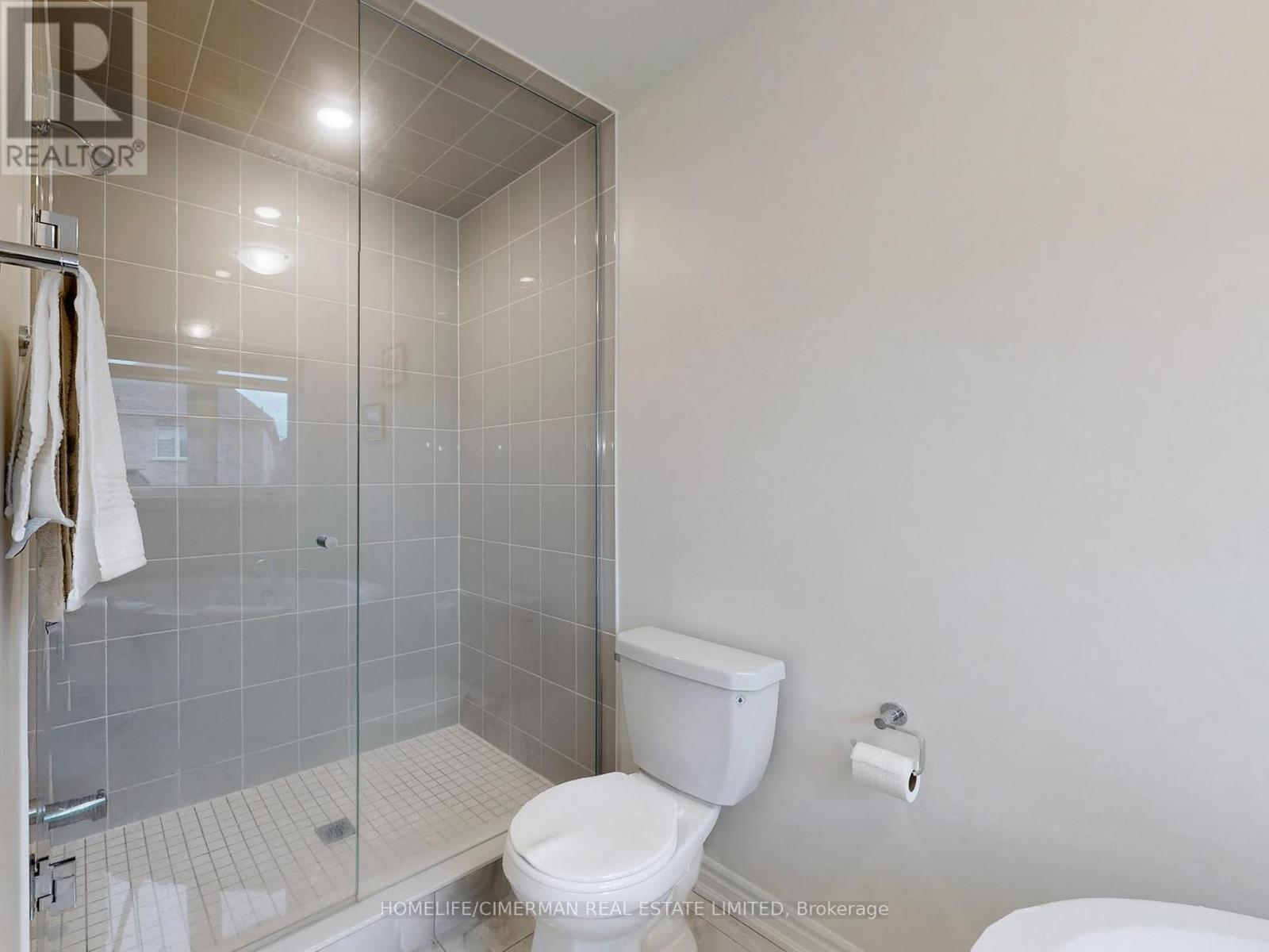 16 Morningstar Avenue, Whitby, Ontario L1R 0P3 - Photo 7 - E13587842