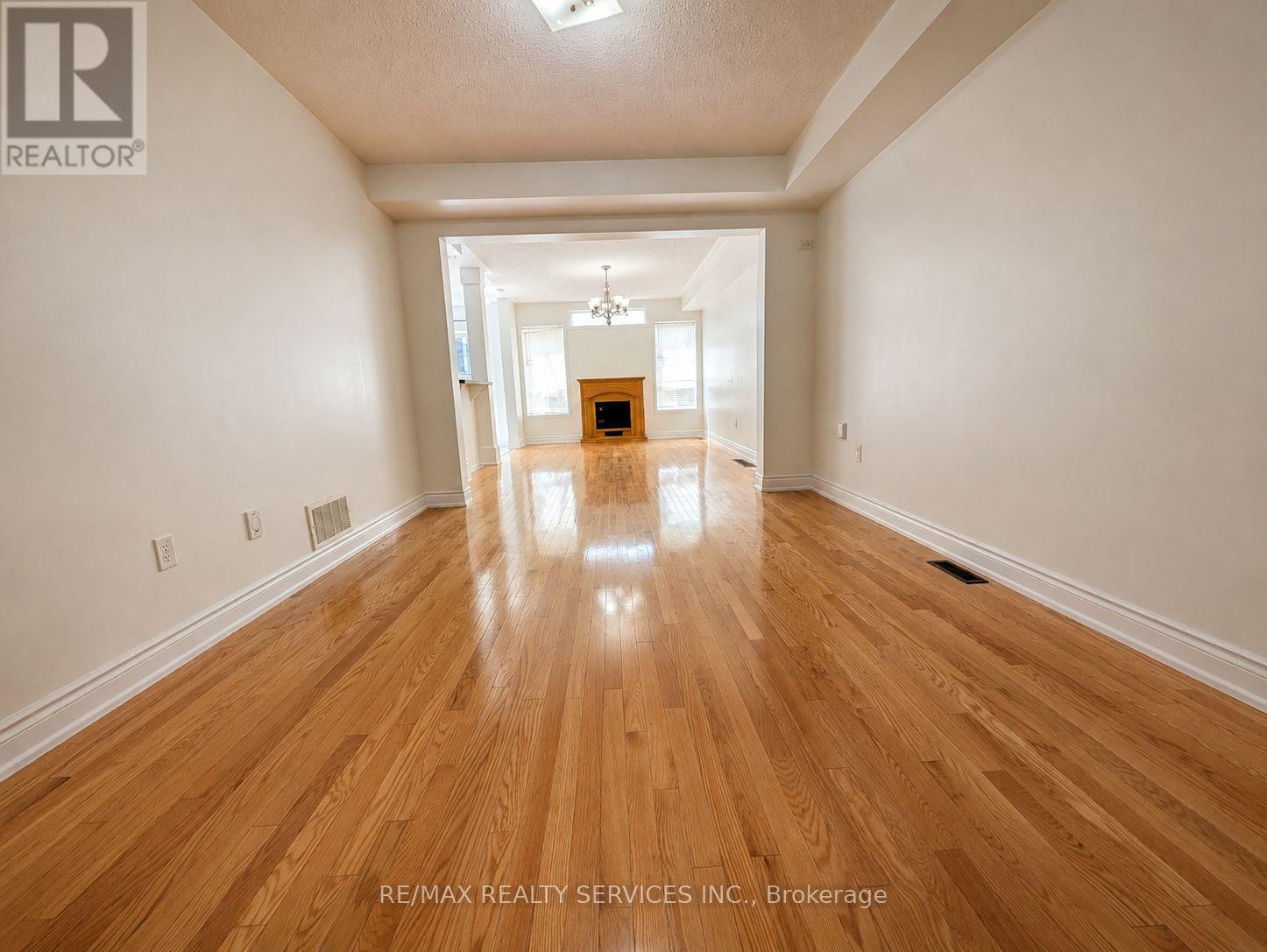 69 Vessel Crescent, Toronto, Ontario  M1C 5K7 - Photo 2 - E13587894