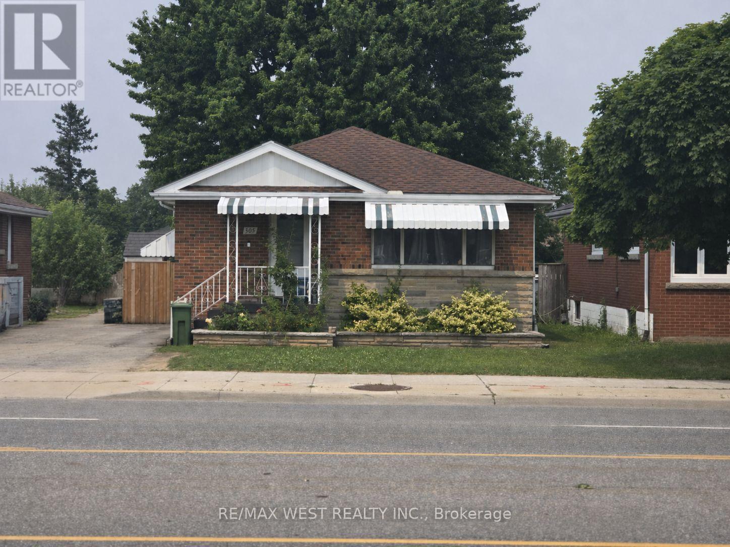 305 MOHAWK ROAD E, Hamilton (Hill Park)