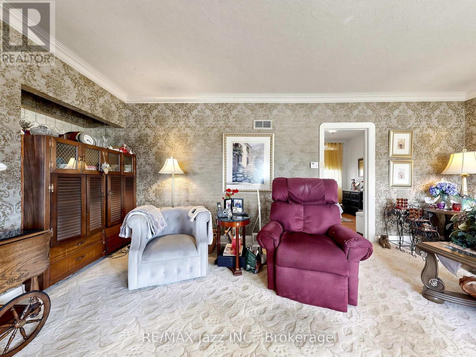 83 Stevenson Road N, Oshawa, Ontario  L1J 5M4 - Photo 12 - E13483838