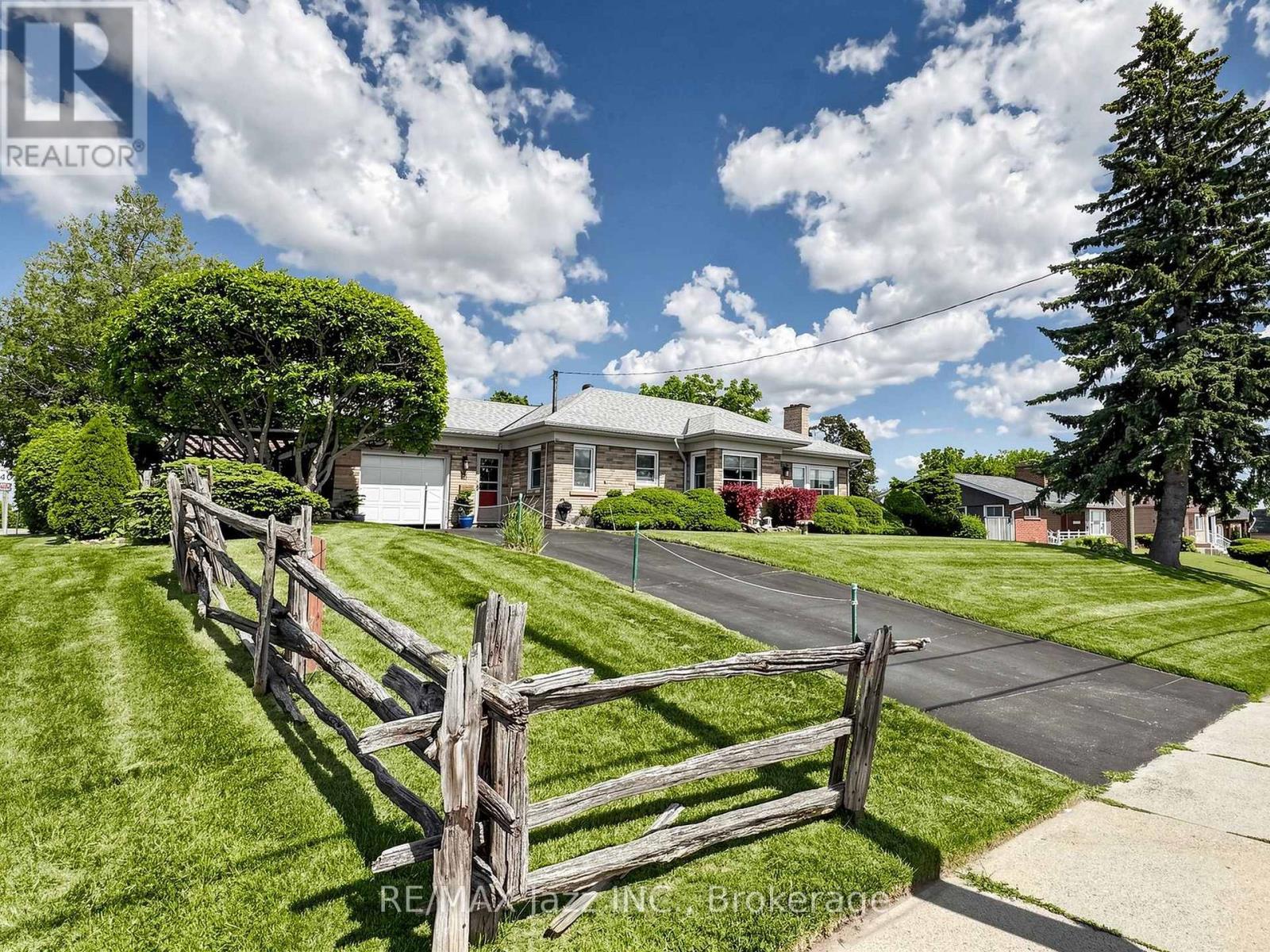 83 Stevenson Road N, Oshawa, Ontario  L1J 5M4 - Photo 4 - E13483838
