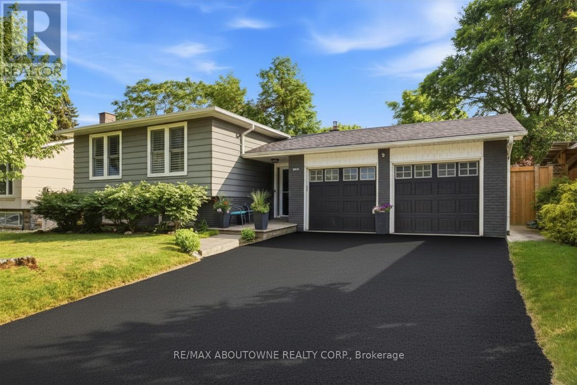 2501 YARMOUTH CRESCENT, Oakville, Ontario