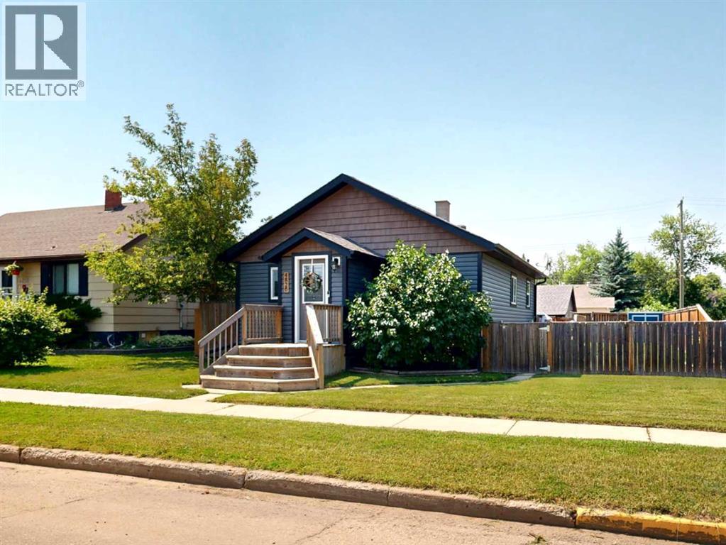 4820 46 Street, Stettler