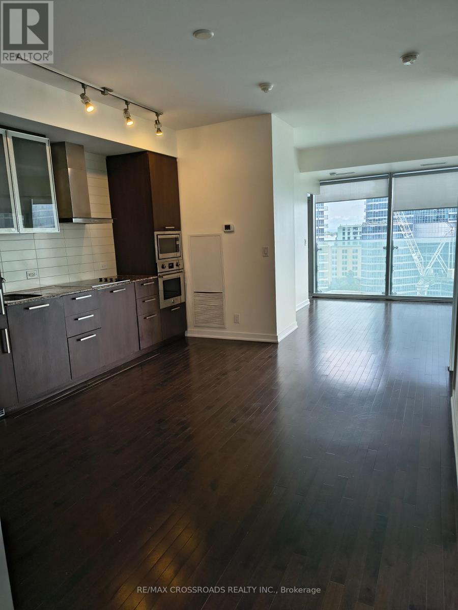 1104 - 12 York Street, Toronto, Ontario  M5J 2Z2 - Photo 8 - C13581520