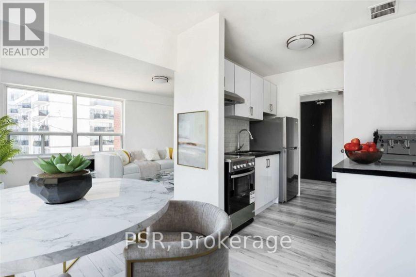 207 - 600 Eglinton Avenue W, Toronto, Ontario  M5N 1C1 - Photo 3 - C13587956
