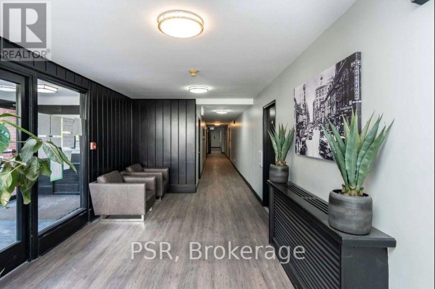 207 - 600 Eglinton Avenue W, Toronto, Ontario  M5N 1C1 - Photo 6 - C13587956