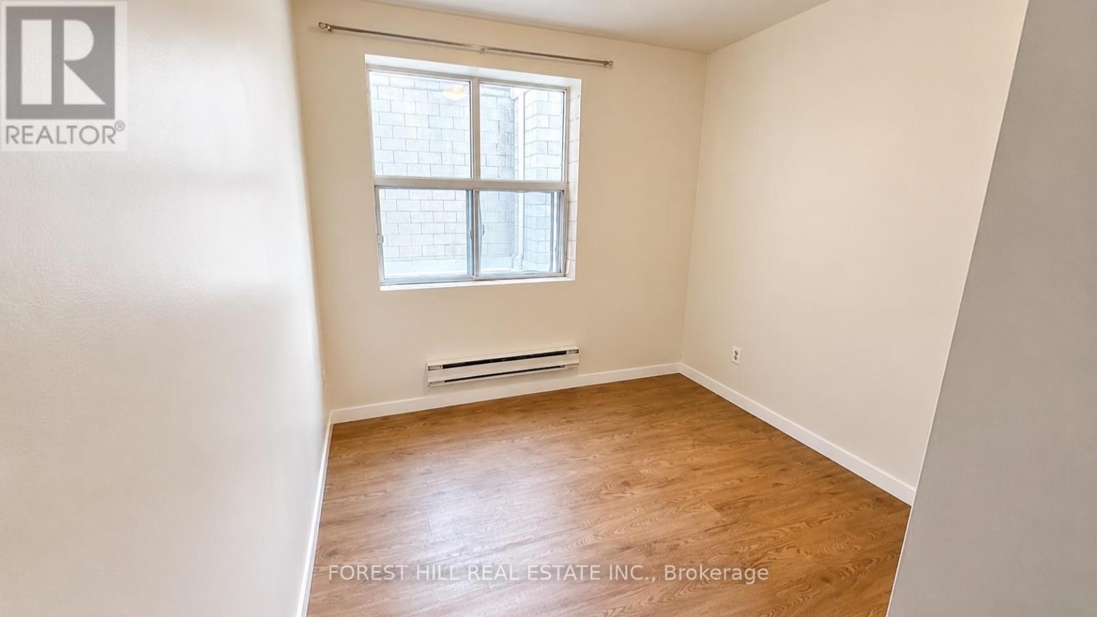 301 - 126 Dundas Street E, Toronto, Ontario  M5B 1E2 - Photo 13 - C13587974