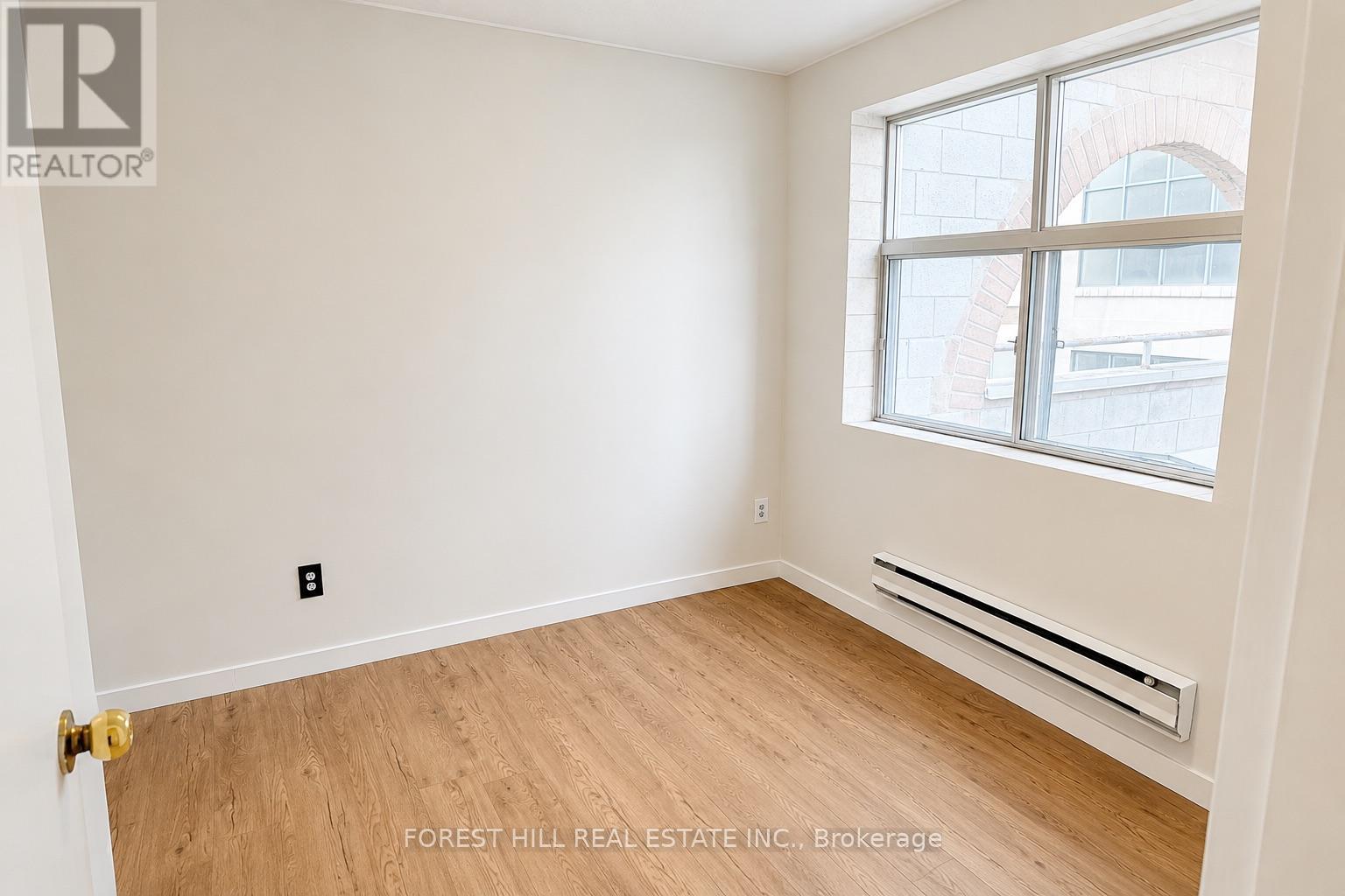301 - 126 Dundas Street E, Toronto, Ontario  M5B 1E2 - Photo 15 - C13587974