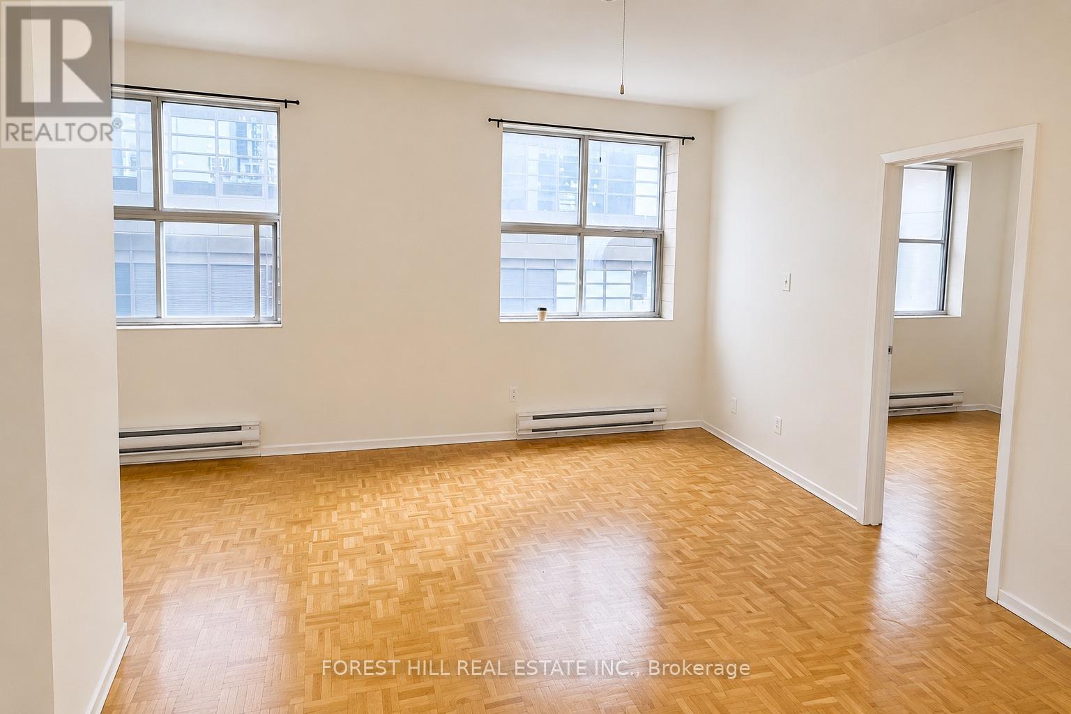 301 - 126 Dundas Street E, Toronto, Ontario  M5B 1E2 - Photo 8 - C13587974