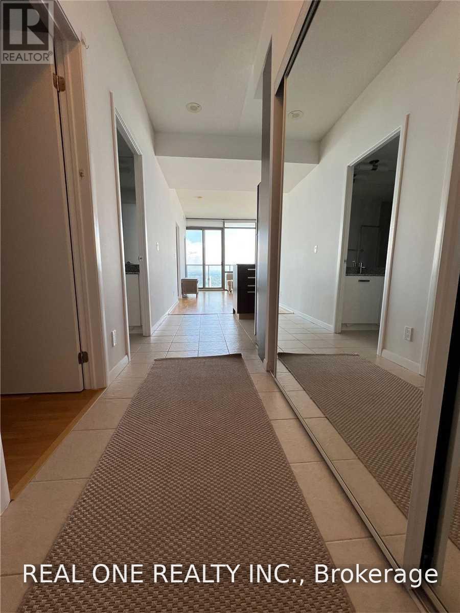 3903 - 832 Bay Street, Toronto, Ontario  M5S 1Z6 - Photo 5 - C13587980