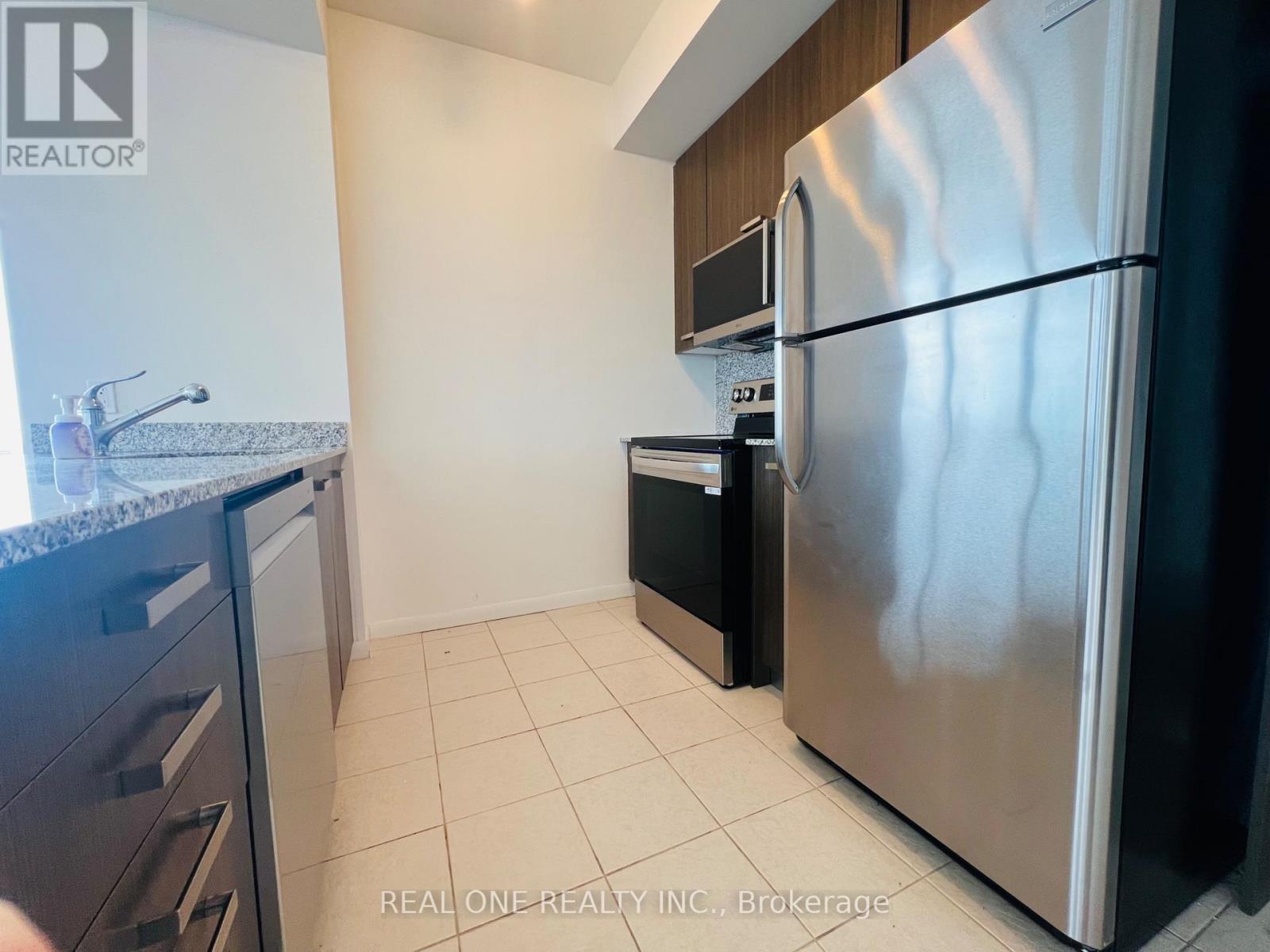 3903 - 832 Bay Street, Toronto, Ontario  M5S 1Z6 - Photo 6 - C13587980