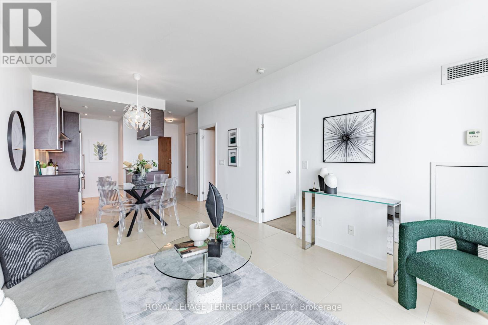 1410 - 1 Market Street, Toronto, Ontario  M5E 0A2 - Photo 3 - C13588006