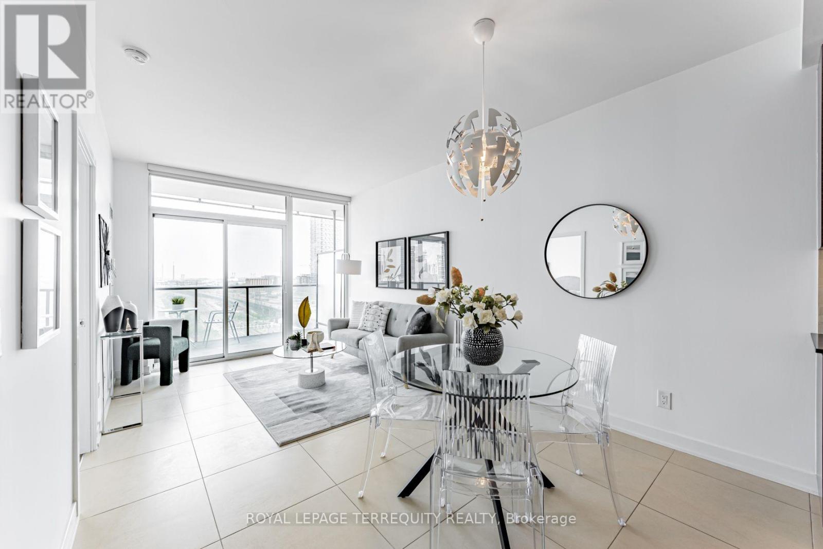 1410 - 1 Market Street, Toronto, Ontario  M5E 0A2 - Photo 4 - C13588006